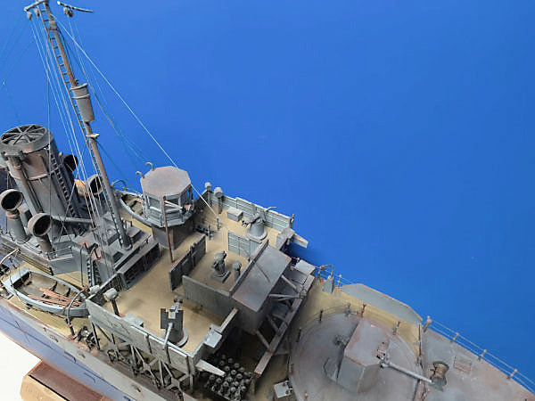 Image of 1/144 Revell Flower Class Corvette HMCS Snowberry K166