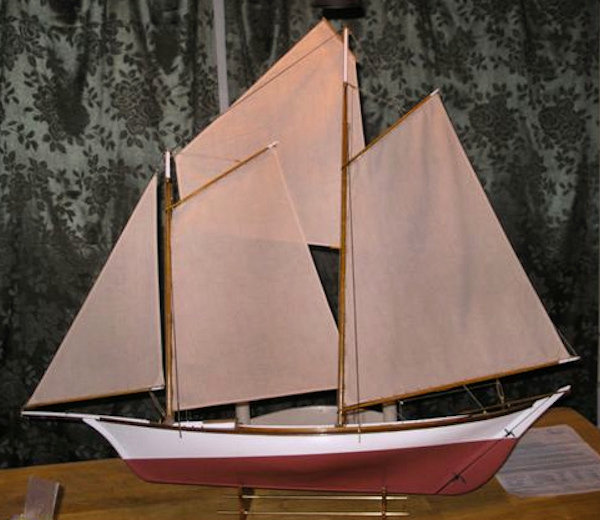 Image of Tancook WhalerScratch built from Chapelle´s "Middle River" Drawings