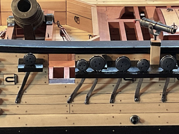 Image of Bomb Vessel Granado Cross Section