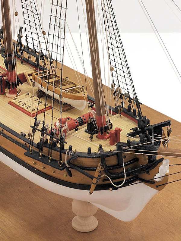 Image of Model Expo Colonial Schooner Sultana