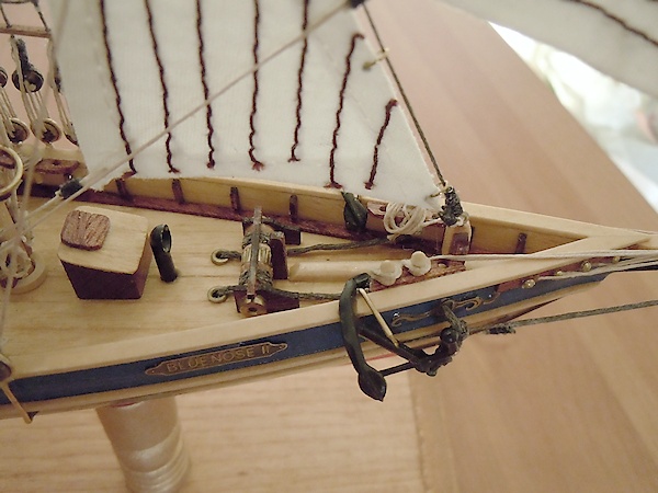 Image of Scale 1:135 Bluenose II Constructo