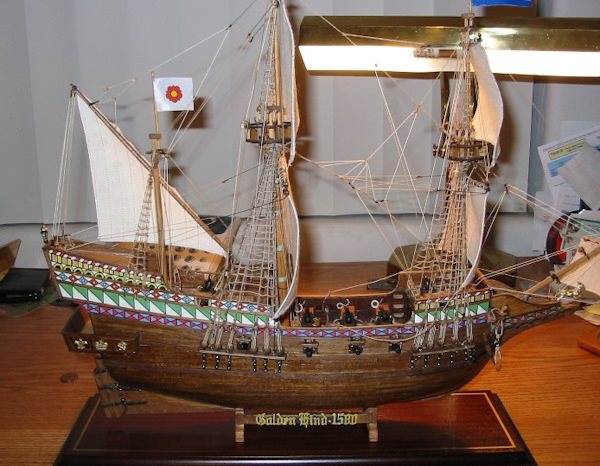 Image of Scale 1:53 Golden Hind Mamoli