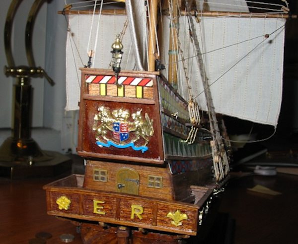 Image of Scale 1:53 Golden Hind Mamoli