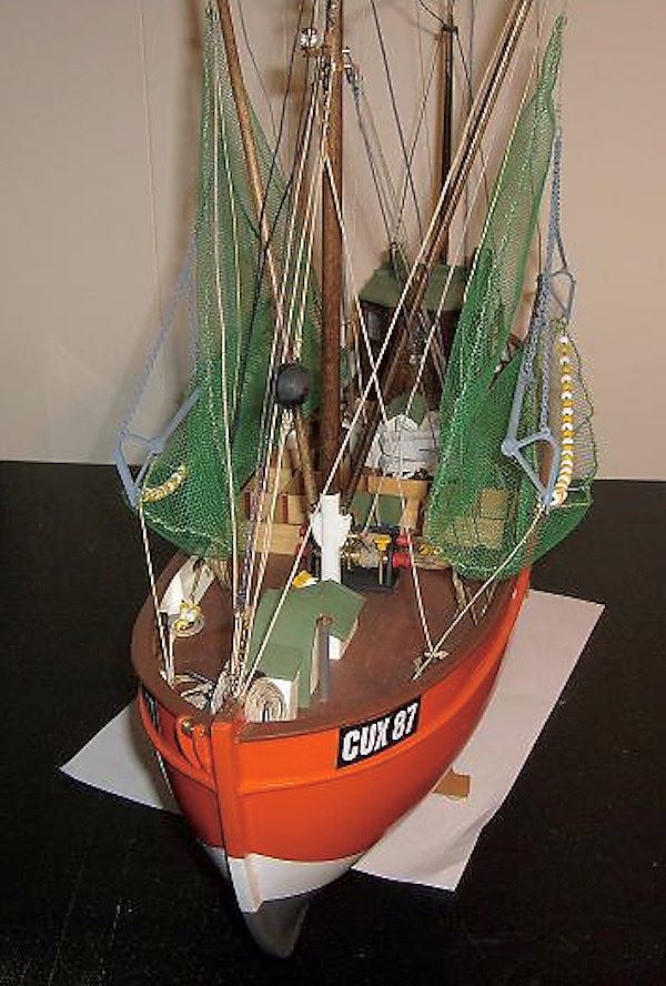 Image of Scale 1:33 Billing Boats Cux 87 Krabbenkutter