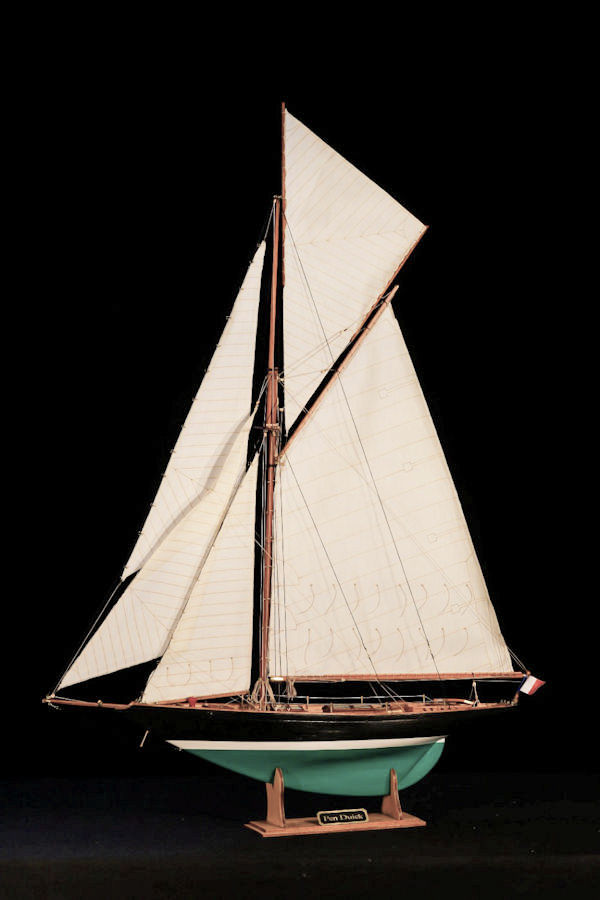 Image of Pen Duick