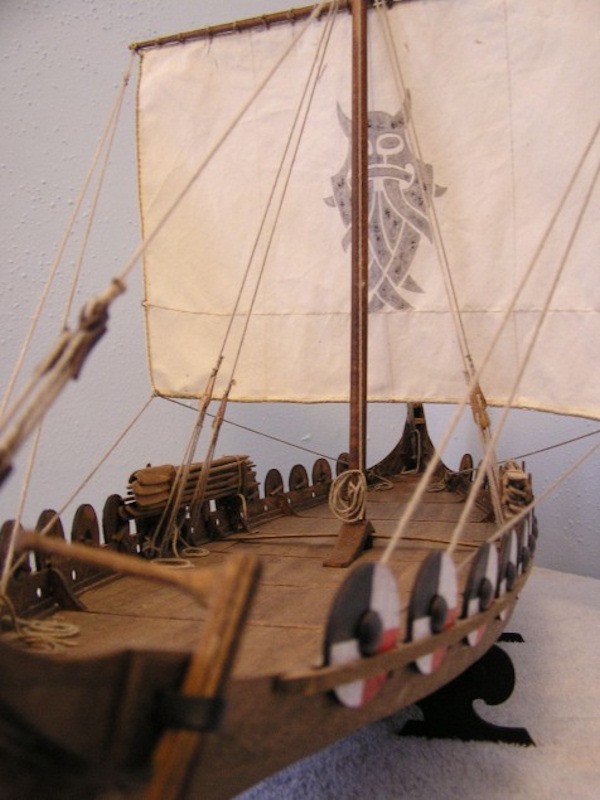 Image of Scale 1:25 Oseberg Billing Boats