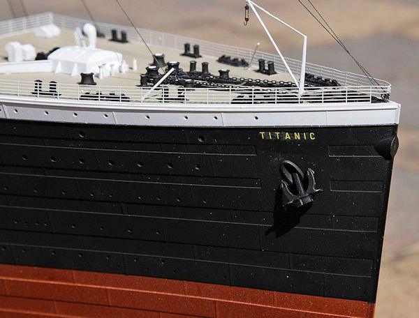 Image of RMS Titanic Trumpeter