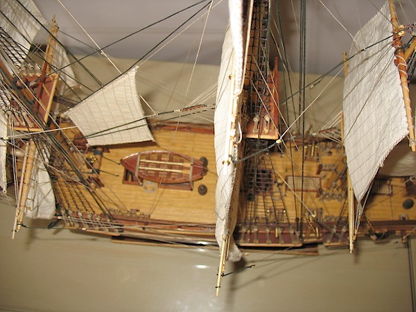 Image of Scale 1:50 HMS Bounty Constructo