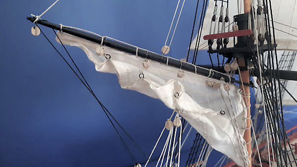 Image of L' Hermione AL 1/89