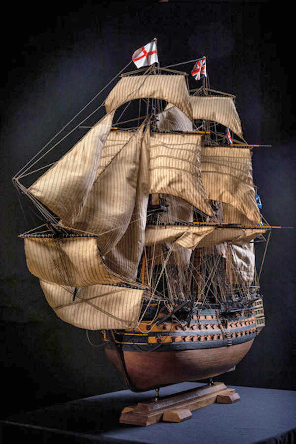 Image of HMS VICTORY (DeAgostini, Scale 1:84)