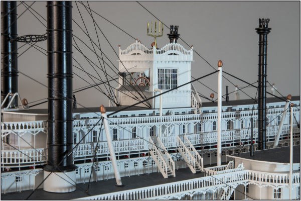 Image of Paddle Steamer Robert E. Lee