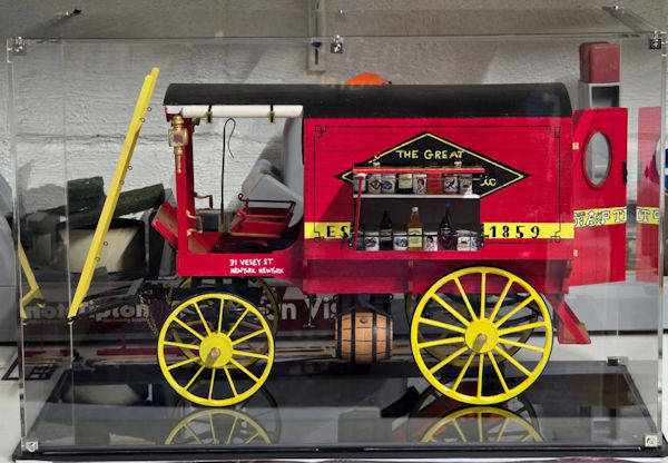 Image of Model Expo Wagon