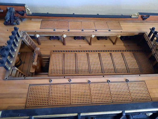 French 3-deck 110-gun ship Dauphine Royal (1752)