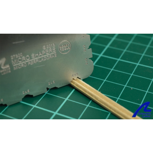 micro-shapers-a-wooden-plastic-models-miniatures (2).png